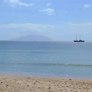 Дом отдыха Riva D Etruschi Seychelles, Бель-Омбр