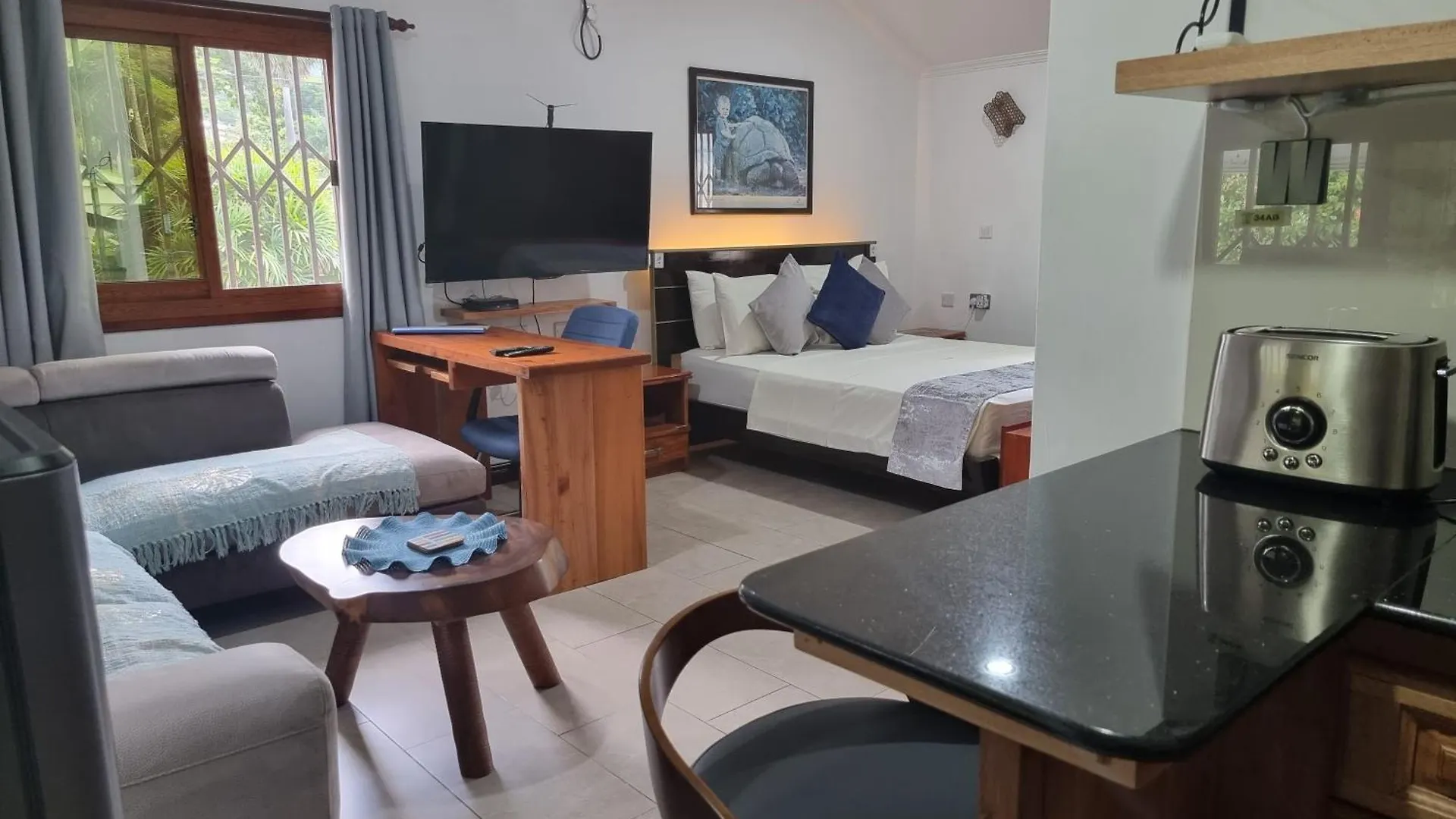 The Drake Seaside Apartment - Studio Bel Ombre 0*,  Seychellen